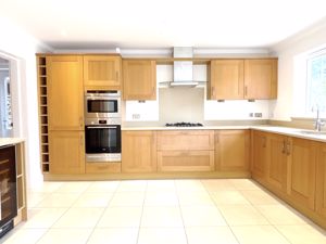 Photo 15- click for photo gallery